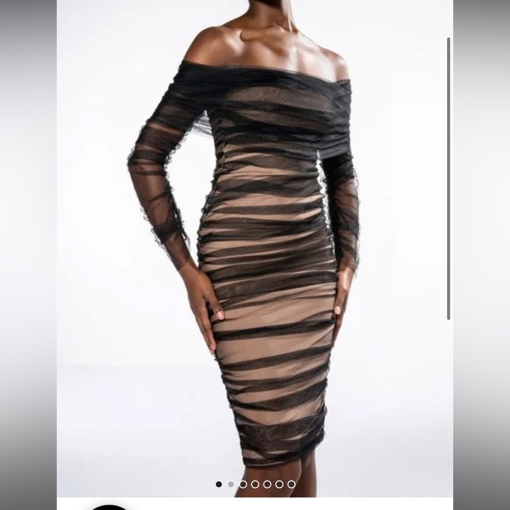 TRES CHIC LONG SLEEVE OFF THE SHOULDER MIDI DRESS